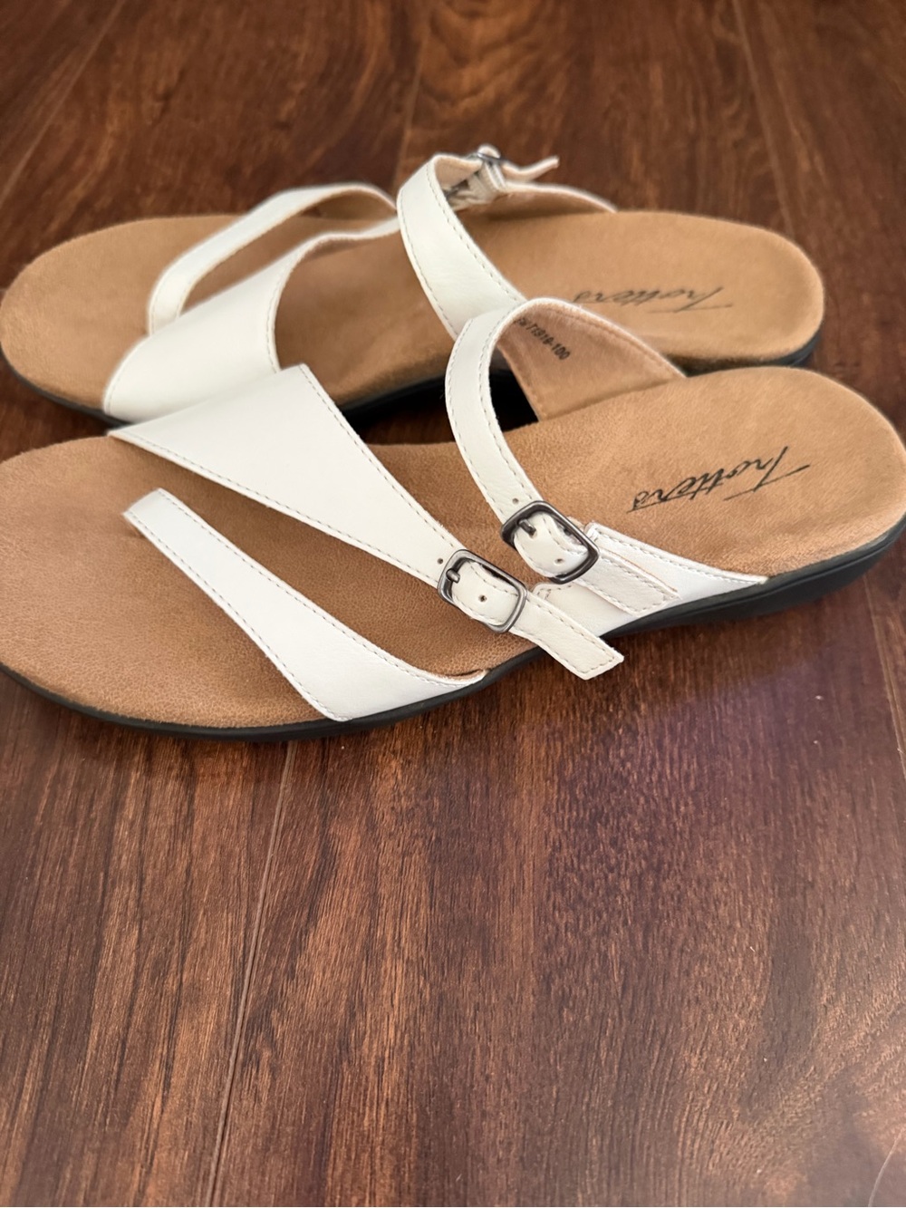 Trotters White Double-Strap Slide Sandals with Buckles - Picture 3 of 4